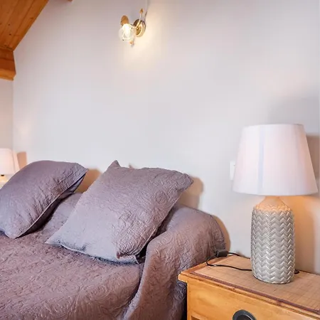 Holiday home Detached In With Pool Chassiers
